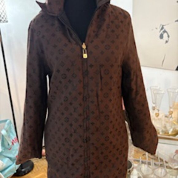 Reversible fashion raincoat - Picture 3 of 5